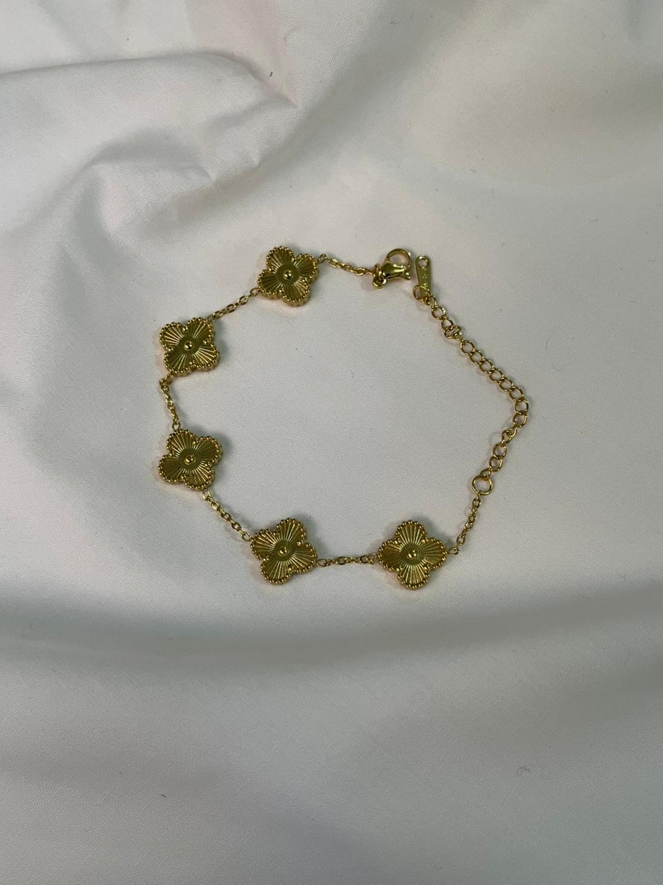 CLOVER KISS BRACELET